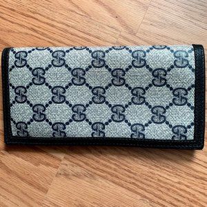 Vintage Gucci Checkbook Wallet